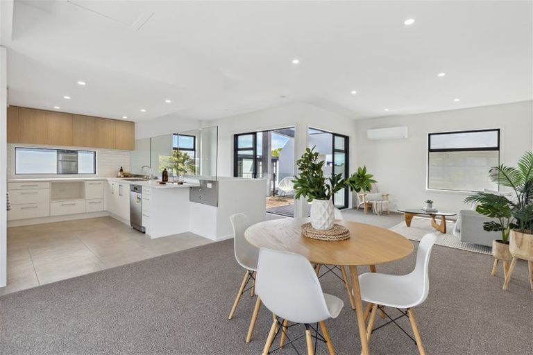 Photo of property in 4/91 Avalon Street, Richmond, Christchurch, 8013