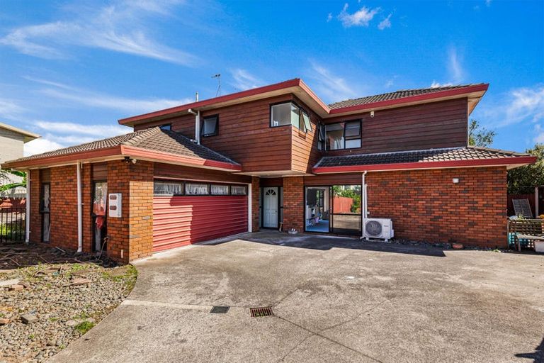 Photo of property in 2/27 Omana Road, Papatoetoe, Auckland, 2025