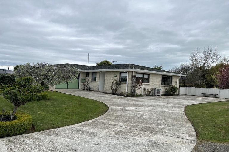 Photo of property in 26 West Plains Road, Waikiwi, Invercargill, 9810