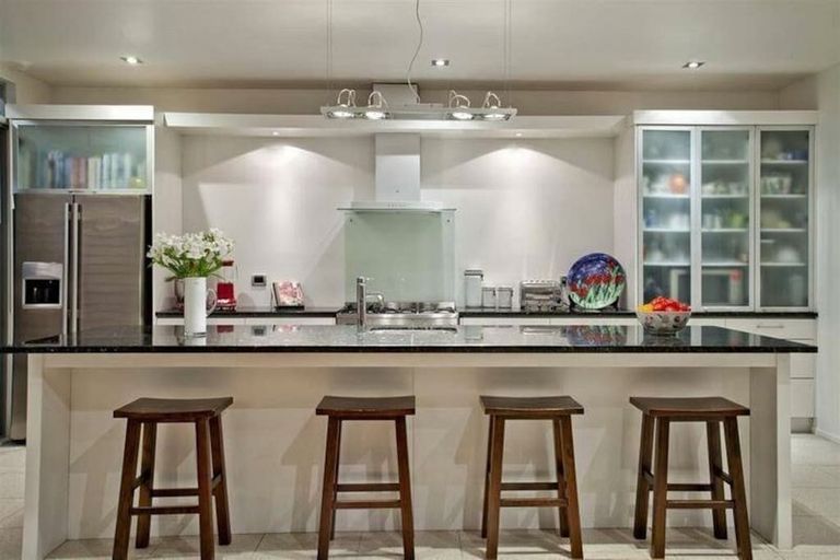 Photo of property in 7 Rangi Avenue, Schnapper Rock, Auckland, 0632