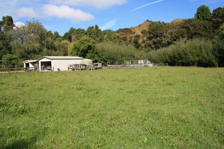Photo of property in 1653 Mokau Road, Uruti, Urenui, 4379