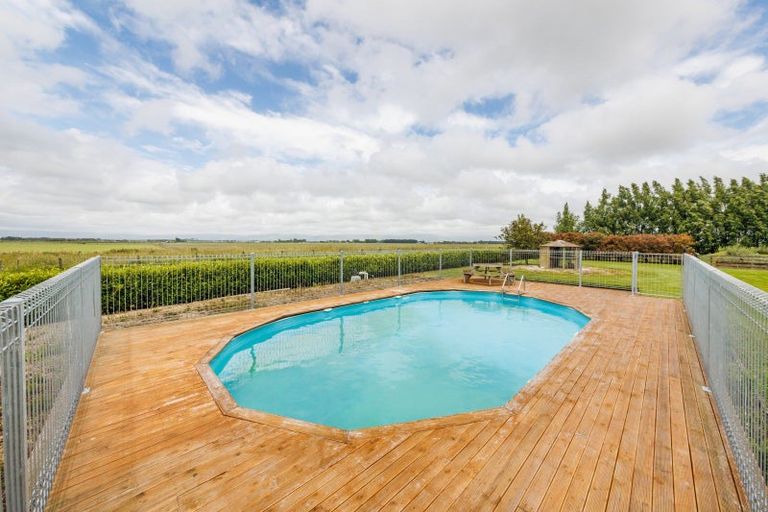 Photo of property in 707 Aranui Road, Kairanga, Palmerston North, 4475