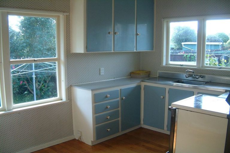 Photo of property in 2/2 Dowling Place, Pakuranga, Auckland, 2010