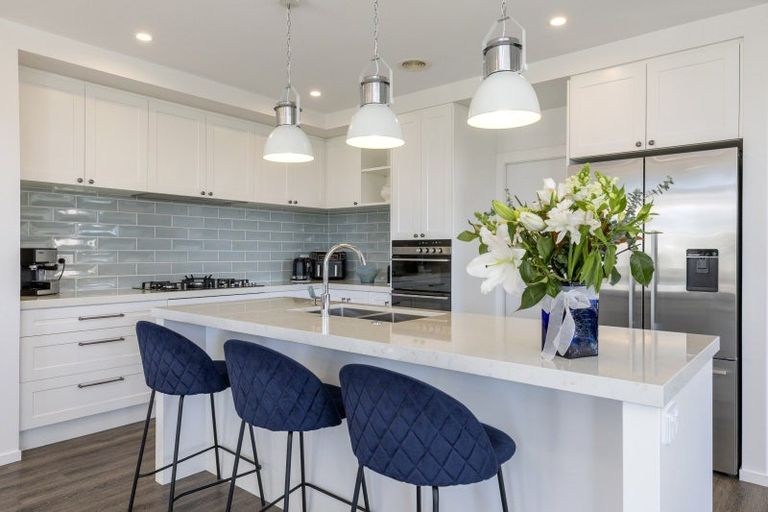 Photo of property in 13 Tuhua Close, Wharewaka, Taupo, 3330