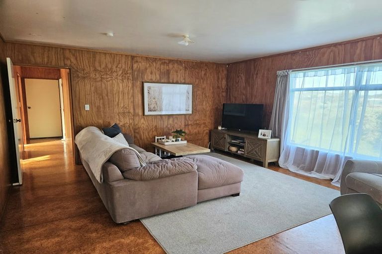 Photo of property in 10 Carlton Road, Pukekohe, 2120