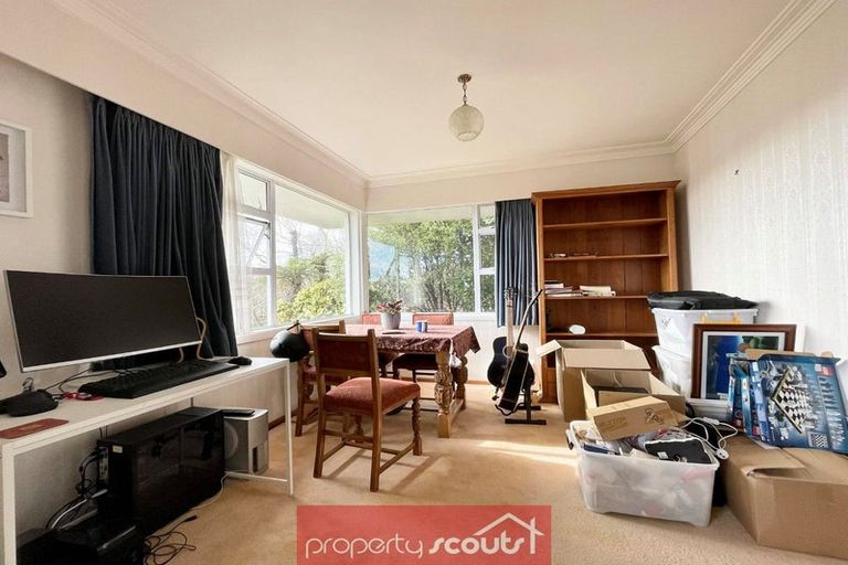 Photo of property in 9 Montana Place, Merrilands, New Plymouth, 4312