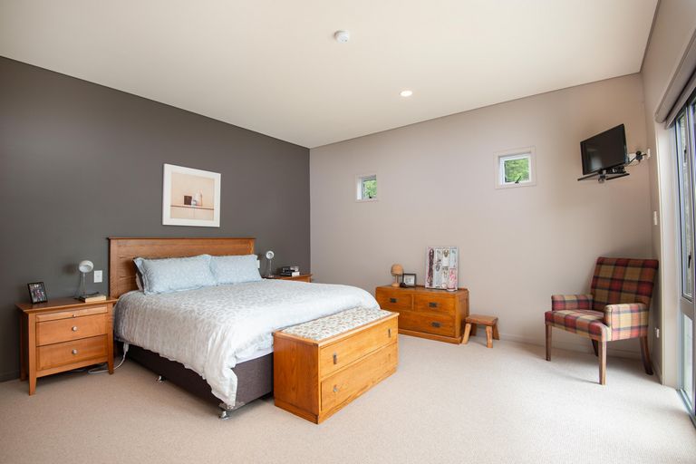 Photo of property in 8 Braeside, Kinmont Park, Mosgiel, 9024