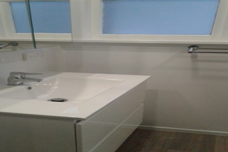 Photo of property in 6 Massey Street, Tawa, Wellington, 5028