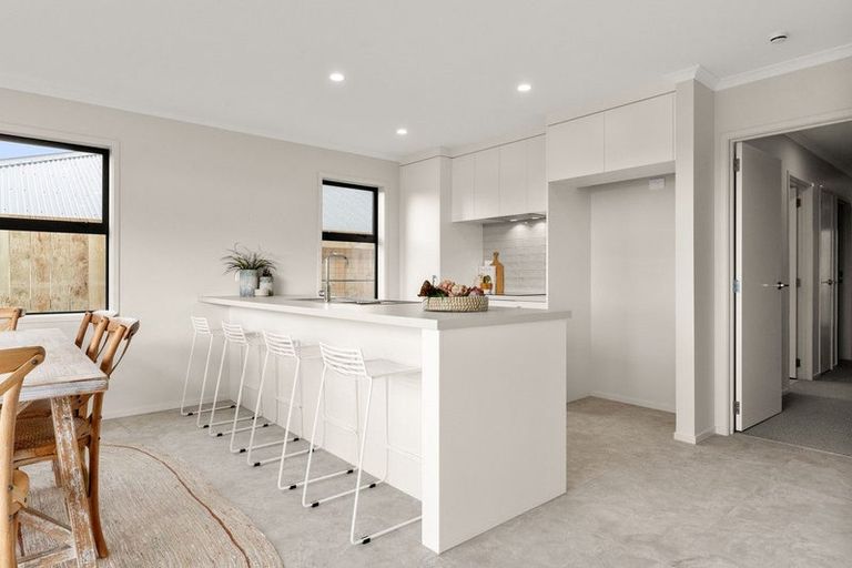 Photo of property in 19b Cowell Crescent, Pyes Pa, Tauranga, 3112