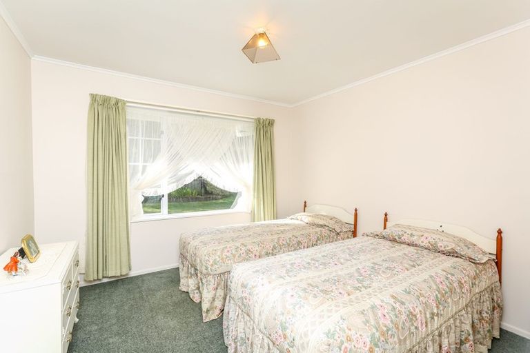 Photo of property in 5 Byron Place, Whalers Gate, New Plymouth, 4310