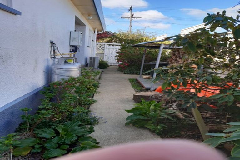 Photo of property in 68 Awamoa Road, Holmes Hill, Oamaru, 9401