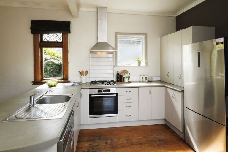 Photo of property in 17 Ranelagh Street, Karori, Wellington, 6012