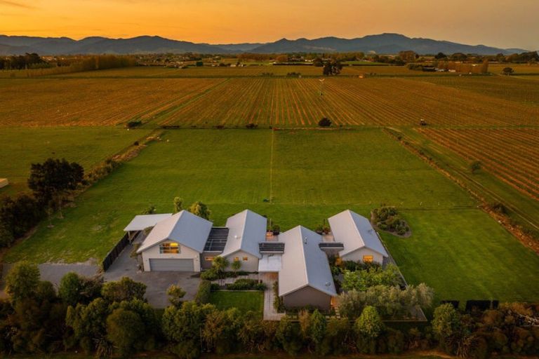 Photo of property in 159 Dry Hills Lane, Riverlands, Blenheim, 7274