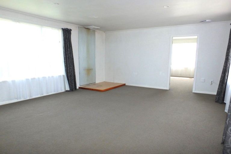 Photo of property in 23 Pratt Avenue, Foxton Beach, Foxton, 4815