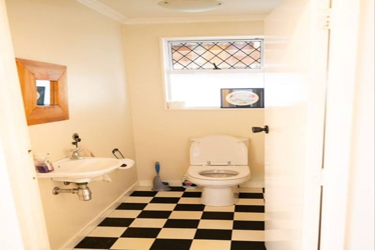 Photo of property in 1 Fisher Road, Kakapuaka, Balclutha, 9273