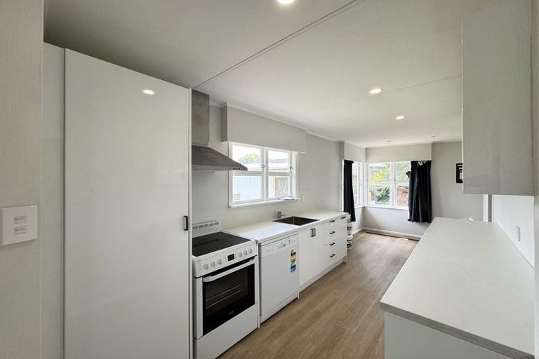 Photo of property in 8 John F Kennedy Drive, Milson, Palmerston North, 4414