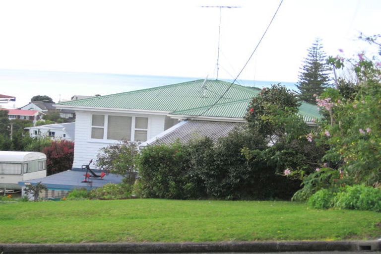 Photo of property in 14 Rushden Terrace, Red Beach, 0932