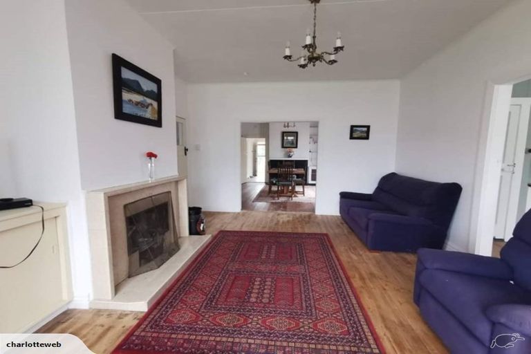 Photo of property in 139 Grays Road, Amberley, 7481