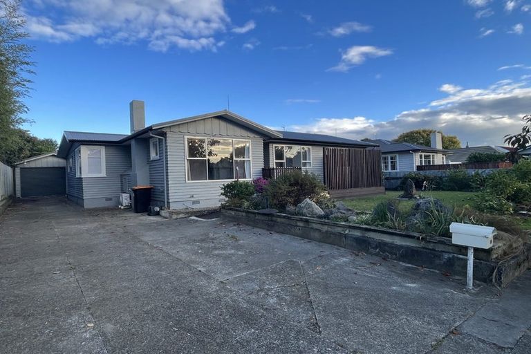 Photo of property in 24 Akaroa Avenue, Awapuni, Palmerston North, 4412