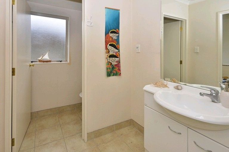 Photo of property in 11 Gerolds Place, Flat Bush, Auckland, 2019