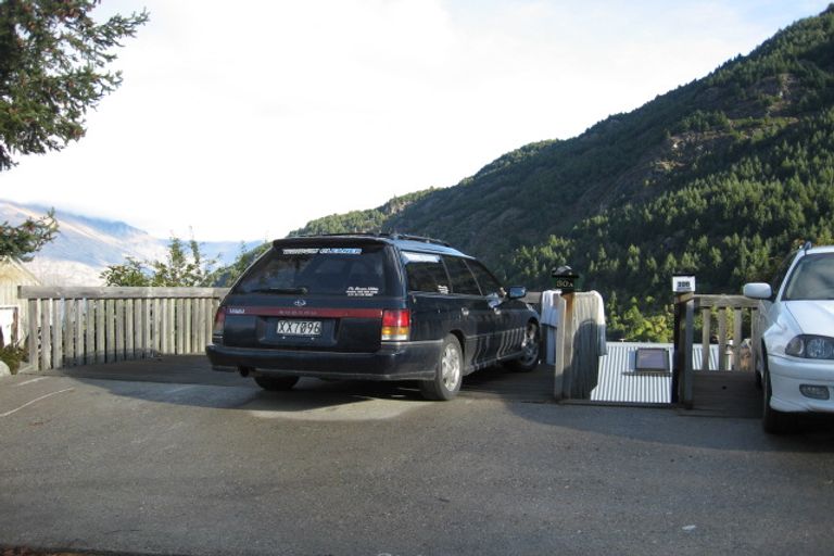 Photo of property in 30a Mackinnon Terrace, Sunshine Bay, Queenstown, 9300