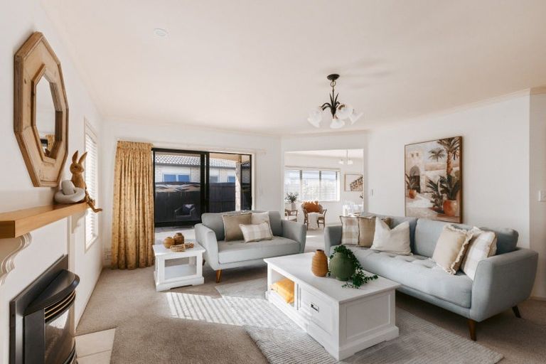 Photo of property in 11 Santa Cruz Drive, Papamoa Beach, Papamoa, 3118