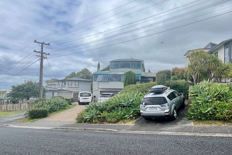 Photo of property in 35 Totara Road, Stanmore Bay, Whangaparaoa, 0932