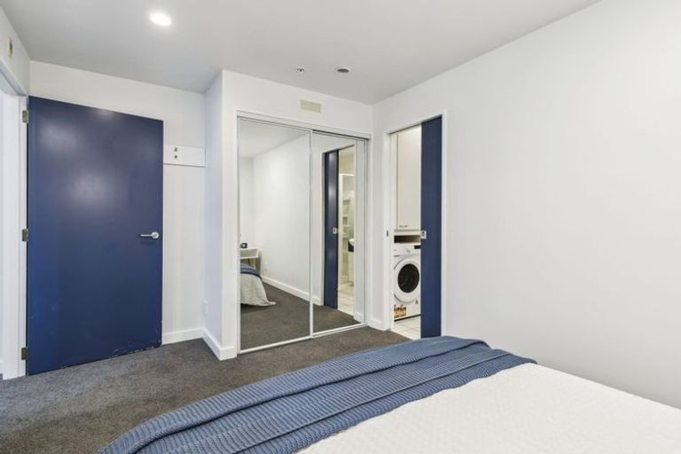Photo of property in Terrace Heights Apartments, 3b/163 The Terrace, Wellington Central, Wellington, 6011
