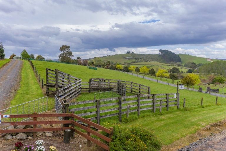 Photo of property in 21 Magnolia Tree Lane, Kerikeri, 0294