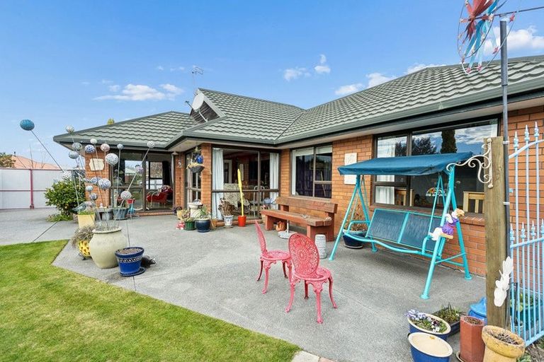 Photo of property in 11 Blakeley Place, Kaiapoi, 7630