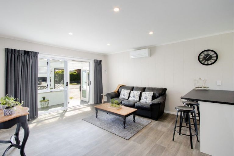 Photo of property in 1/1 Hitchings Avenue, Onekawa, Napier, 4110