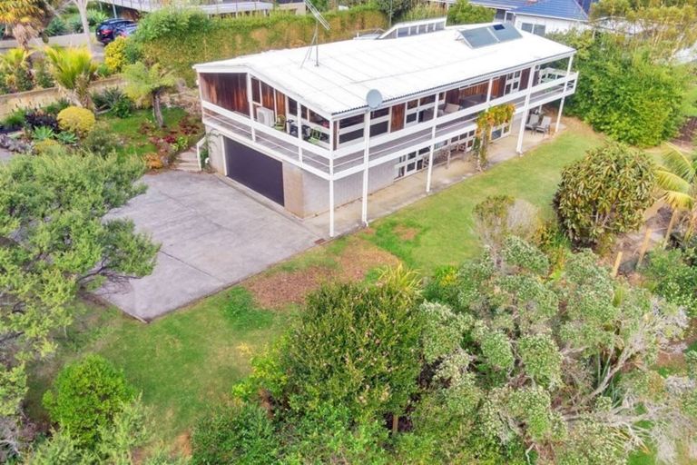 Photo of property in 82 Aberdeen Road, Campbells Bay, Auckland, 0620