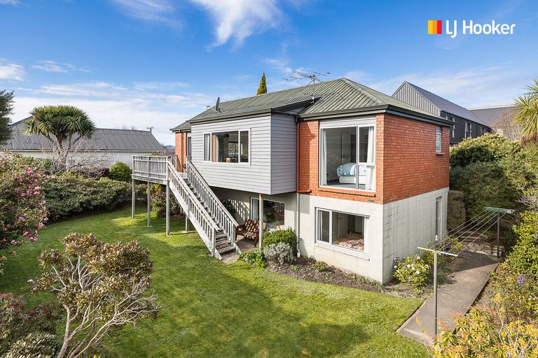 Photo of property in 25 Sargood Street, Maori Hill, Dunedin, 9010