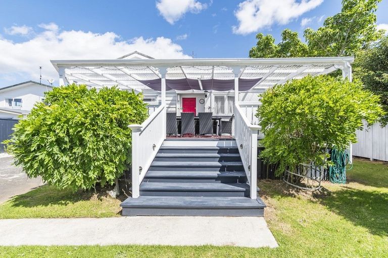Photo of property in 57 Beach Road, Pahurehure, Papakura, 2113