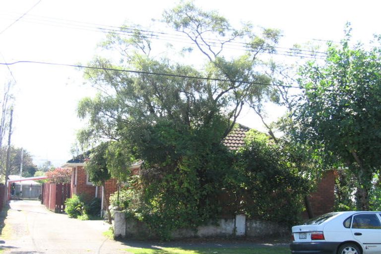 Photo of property in 42 Seddon Street, Wallaceville, Upper Hutt, 5018