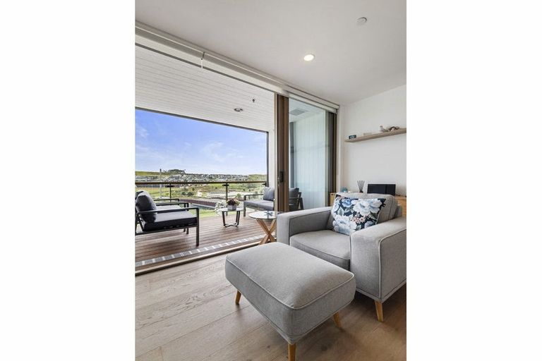 Photo of property in 202/167 Glenvar Ridge Road, Long Bay, Auckland, 0630