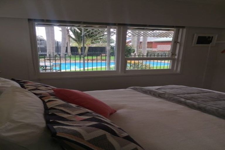 Photo of property in 80 Ngataringa Road, Devonport, Auckland, 0624