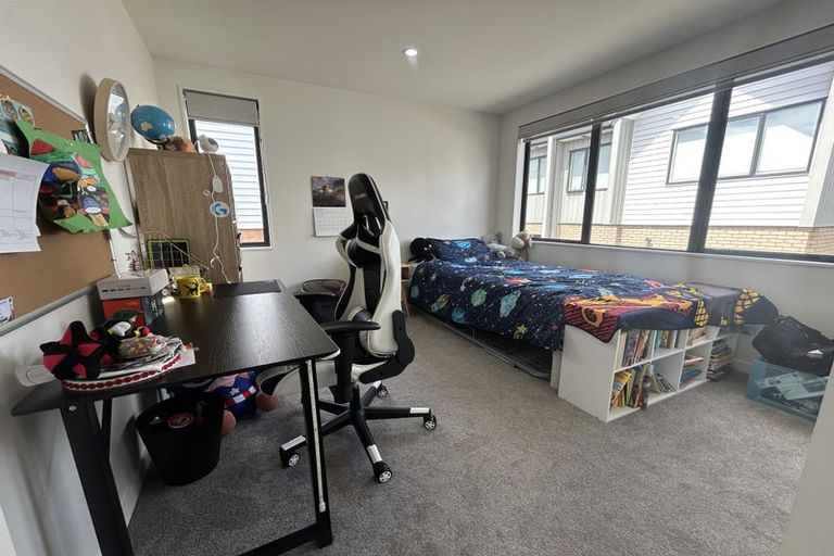 Photo of property in 10c Windlass Street, Long Bay, Auckland, 0630