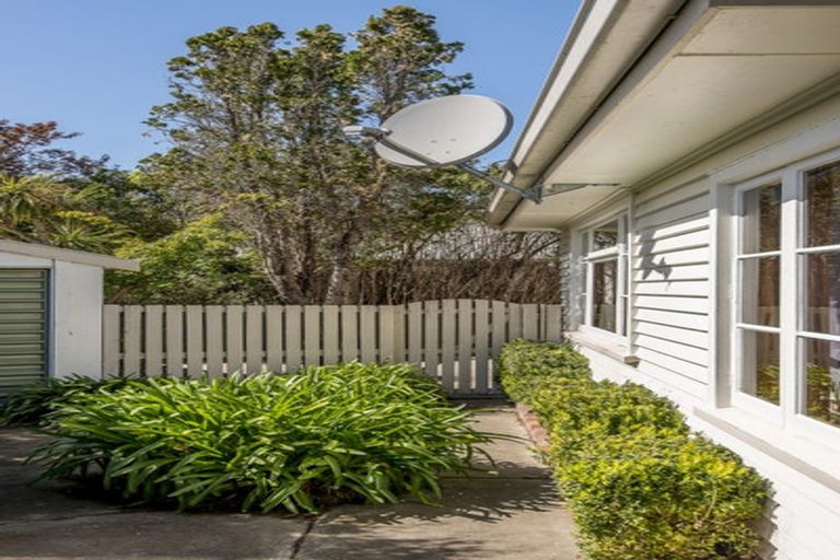 Photo of property in 69 Wakefield Avenue, Sumner, Christchurch, 8081