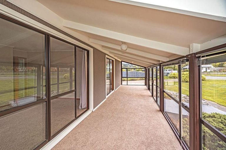 Photo of property in 25 Freyberg Avenue, Kurow, 9435