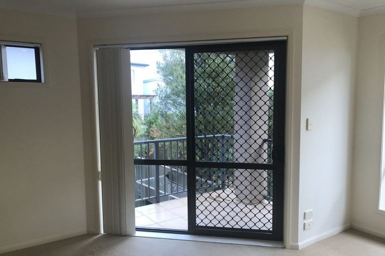 Photo of property in 71 Nautilus Drive, Gulf Harbour, Whangaparaoa, 0930