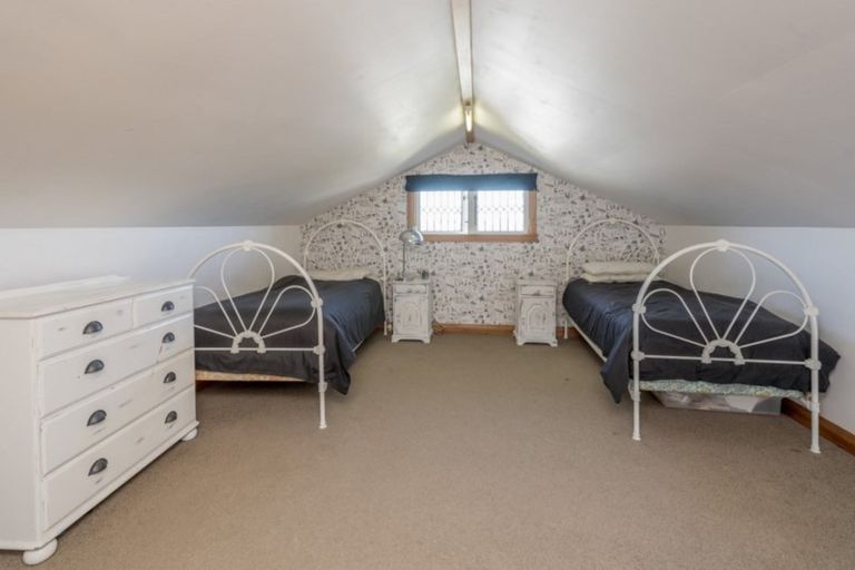 Photo of property in 97 Weraroa Road, Levin, 5510