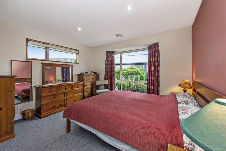 Photo of property in 68 Mauger Drive, Heathcote Valley, Christchurch, 8022