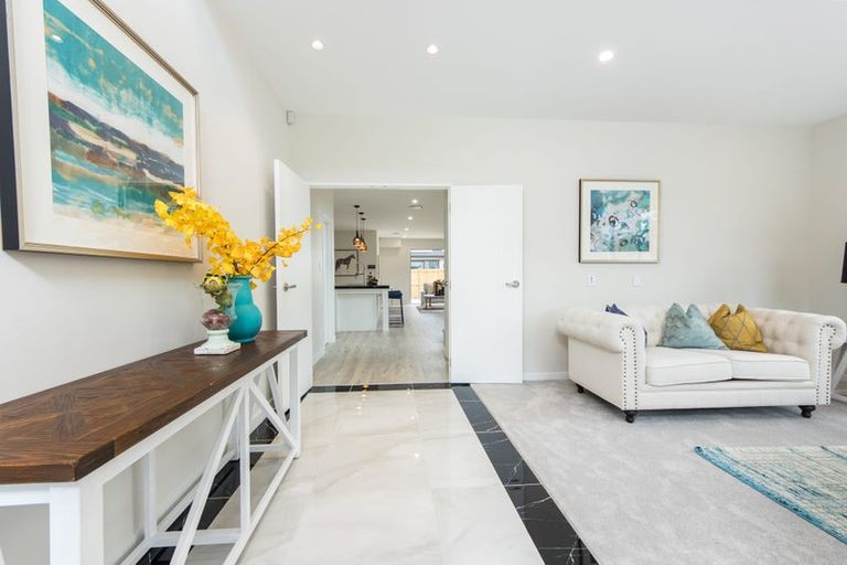 Photo of property in 19 Thomas Rielly Avenue, Hobsonville, Auckland, 0616