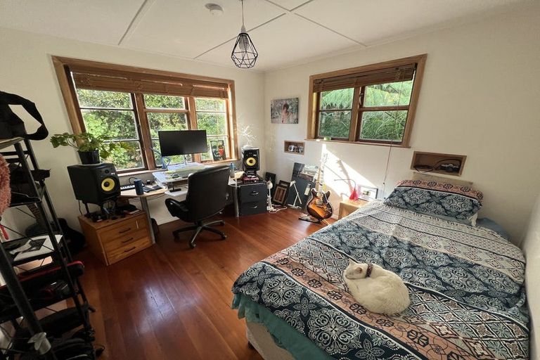 Photo of property in 48 Victory Avenue, Karori, Wellington, 6012