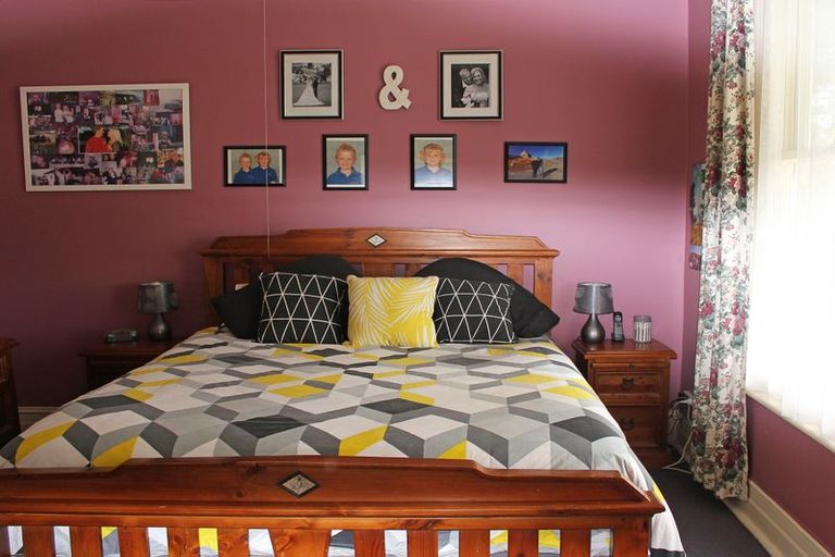 Photo of property in 15 Arun Street, South Hill, Oamaru, 9400