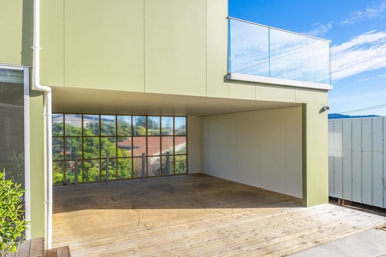 Photo of property in 20a Queens Road, Waikanae Beach, Waikanae, 5036