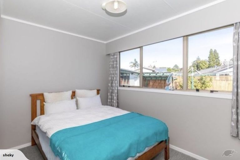 Photo of property in 16 Fiona Place, Dinsdale, Hamilton, 3204