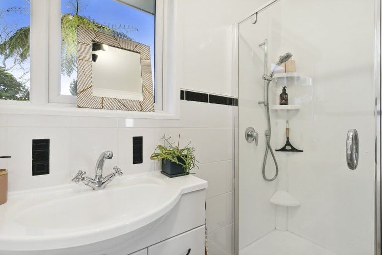 Photo of property in 34a Poto Road, Normandale, Lower Hutt, 5010