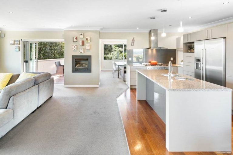 Photo of property in 1/62 Sorrel Crescent, Bucklands Beach, Auckland, 2012